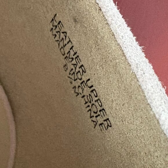 Ann Taylor D'Orsay Suede Crystal Accent Bow Pump, 2 " heels, size 8.5 M - Picture 6 of 8